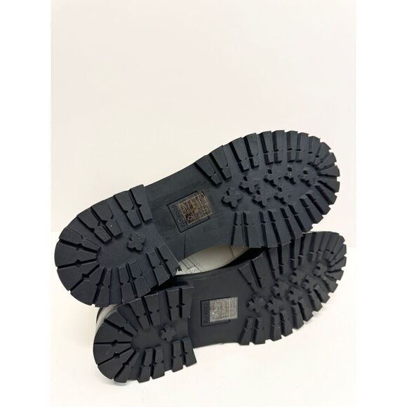 Dolce Vita Combat Boots Size 8 White Leather Round Toe Lace Up Buckle Detail NEW - Picture 10 of 10